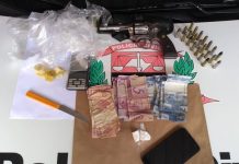 Itaí: Homem é preso por tráfico de drogas e porte de arma após denúncia