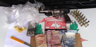 Itaí: Homem é preso por tráfico de drogas e porte de arma após denúncia