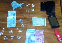 Itaí: Jovens são presos com pedras de crack e porções de maconha