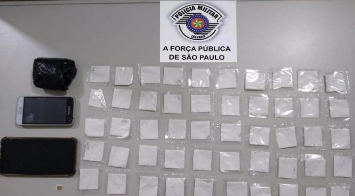 ÁGUAS DE SANTA BÁRBARA: POLÍCIA MILITAR PRENDE DOIS INDIVÍDUOS PELO CRIME DE TRÁFICO DE DROGAS
