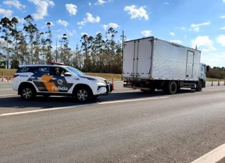 Quadra: Homem é preso suspeito de transportar 250 mil maços de cigarros contrabandeados