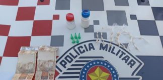 POLÍCIA MILITAR DETÉM DOIS ADOLESCENTE POR VENDER DROGAS EM CERQUEIRA CÉSAR