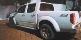 CAMINHONETE ROUBADA EM FARTURA É RECUPERADA PELA PM E DOIS HOMENS TERMINAM PRESOS