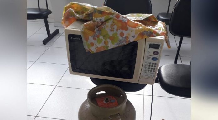 RÁPIDA AÇÃO DA POLÍCIA MILITAR RESULTA NA PRISÃO DE 2 HOMENS POR FURTAR UMA RESIDÊNCIA EM PIRAJU