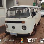 EM TAQUARITUBA: POLÍCIA MILITAR DETÉM DUAS PESSOAS EM POSSE DE KOMBI FURTADA