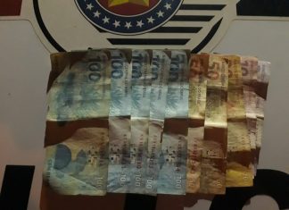 HOMEM AGRIDE E FURTA OS PAIS EM ARANDU