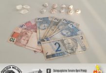 POLÍCIA MILITAR PRENDE TRAFICANTE EM SARUTAIÁ