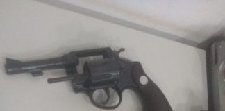 POLÍCIA MILITAR EVITA TRAGÉDIA E APREENDE DUAS ARMAS EM BARÃO DE ANTONINA