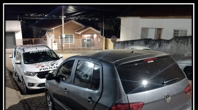 POLÍCIA MILITAR LOCALIZA VEÍCULO FURTADO EM PIRAJU