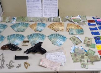 POLÍCIA MILITAR PRENDE HOMEM COM ARMAS, MUNIÇÕES E DINHEIRO EM AVARÉ