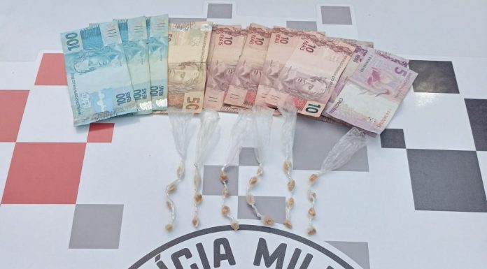 POLÍCIA MILITAR PRENDE HOMEM COM DROGAS EM CERQUEIRA CÉSAR