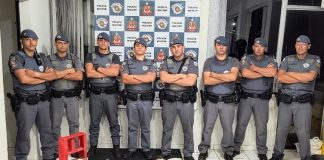 POLÍCIA MILITAR PRENDE HOMEM, LOCALIZA DROGAS, DINHEIRO E ARSENAL DO CRIME EM PIRAJU