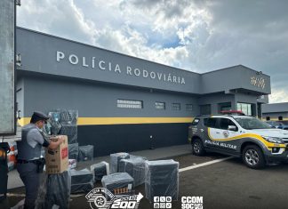 488 MIL MAÇOS DE CIGARROS CONTRABANDEADOS SÃO APREENDIDOS PELA POLÍCIA MILITAR RODOVIÁRIA EM AVARÉ/SP