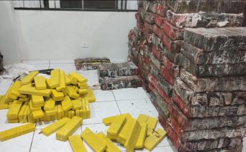 POLÍCIA MILITAR APREENDE 1,454 TONELADA DE MACONHA E PRENDE TRÊS EM FLAGRANTE DELITO EM PIRAJU