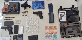 EM PIRAJU , POLÍCIA MILITAR APREENDE ARMAS E DROGAS E HOMEM ENVOLVIDO NO TRÁFICO É PRESO