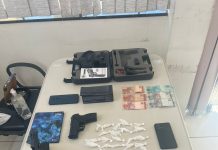EM PIRAJU , POLÍCIA MILITAR APREENDE ARMAS E DROGAS E HOMEM ENVOLVIDO NO TRÁFICO É PRESO
