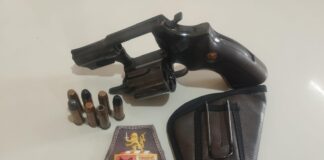POLÍCIA MILITAR SURPREENDE HOMEM COM ARMA DE FOGO E MUNIÇÕES EM SARUTAIÁ