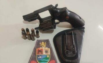 POLÍCIA MILITAR SURPREENDE HOMEM COM ARMA DE FOGO E MUNIÇÕES EM SARUTAIÁ