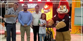 FORMATURA DO PROERD EM MANDURI: UM CICLO QUE SE FECHA COM SUCESSO!