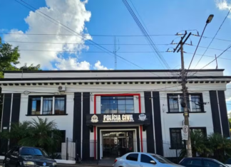 Homem descumpre medida protetiva, tenta atirar contra ex-companheira e acaba esfaqueado em Buri